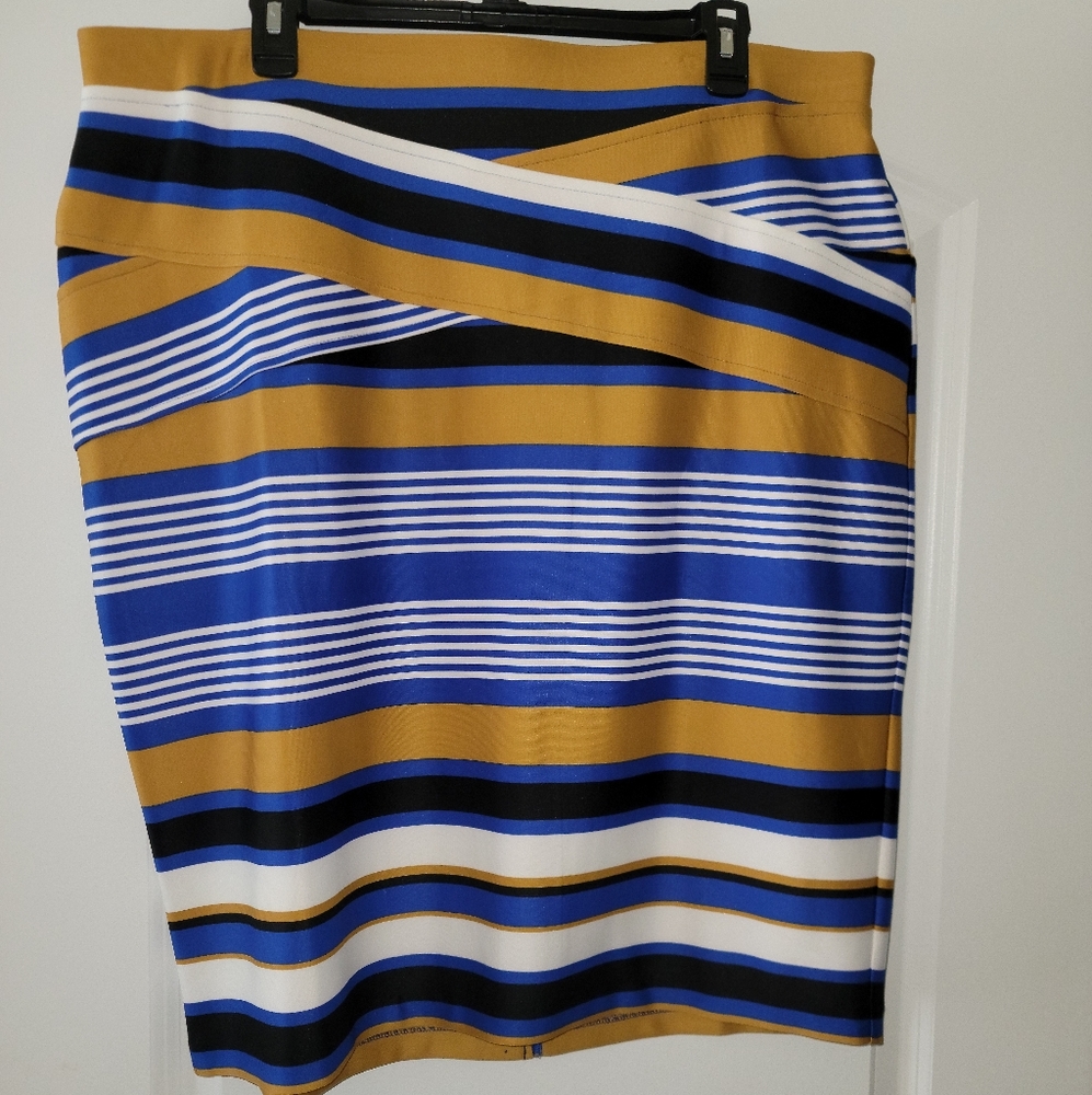 Skirt-
